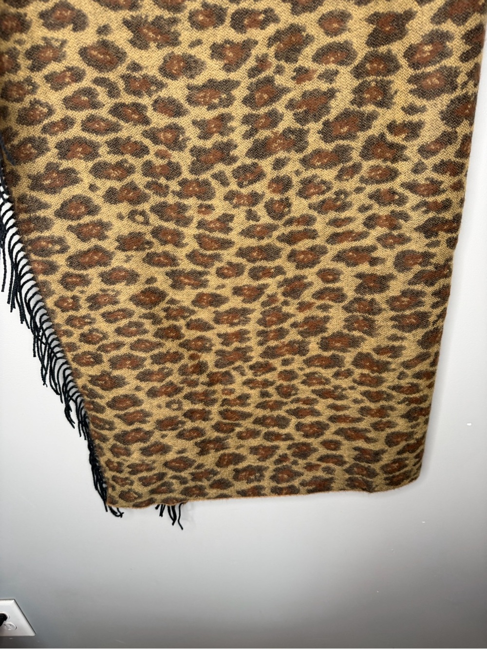 NWT Oak + Fort Leopard Print Scarf - Picture 6 of 13